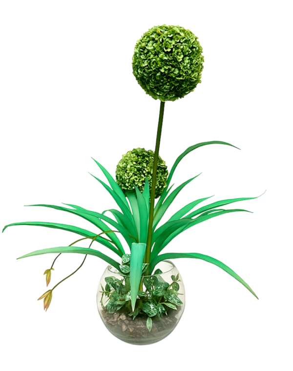 Arreglo de topiaria artificial en maceta decorativa, ideal para decorar con plantas artificiales realistas.