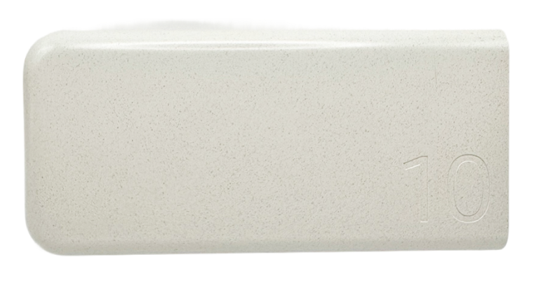 Powerbank power bank Samsung color blanco con capacidad de 10,000 mAh, diseño compacto y portátil.
